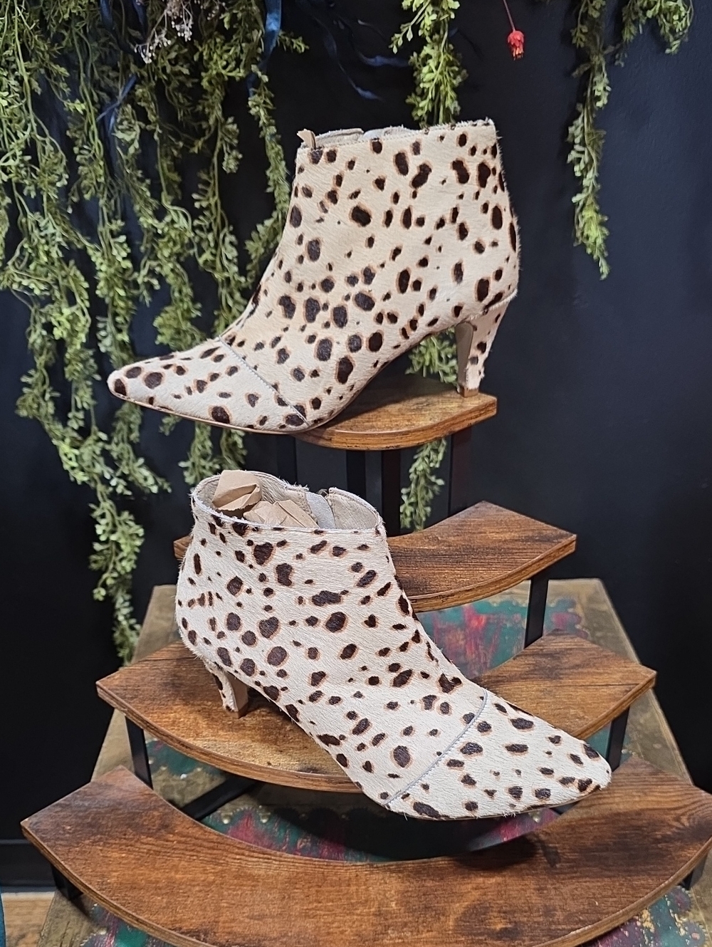 Matisse Leopard Print Pointed Toe Leather Cowhide Ankle Booties
